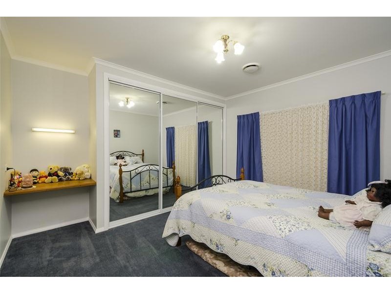 9 Redgum Close, Werribee VIC 3030