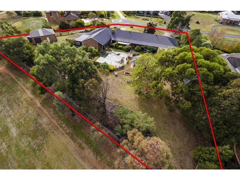 9 Redgum Close, Werribee VIC 3030
