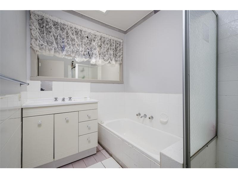 37 Whiton Grove, Wyndham Vale VIC 3024