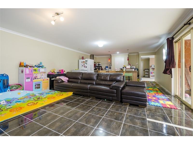 15 Yarraman Road, Wyndham Vale VIC 3024