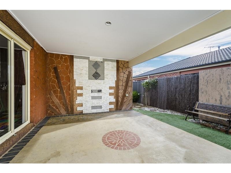 15 Yarraman Road, Wyndham Vale VIC 3024