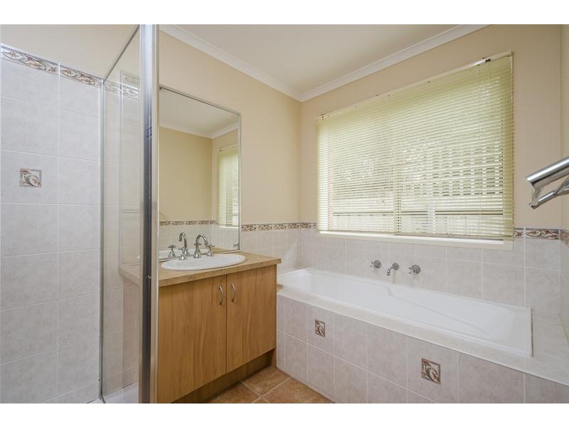 3 Rosamond Avenue, Tarneit VIC 3029