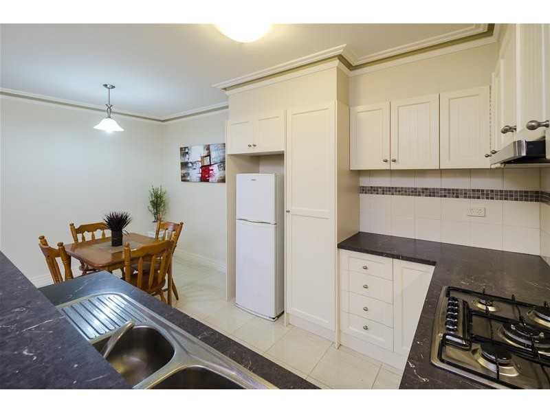 44 Cameron Drive, Hoppers Crossing VIC 3029