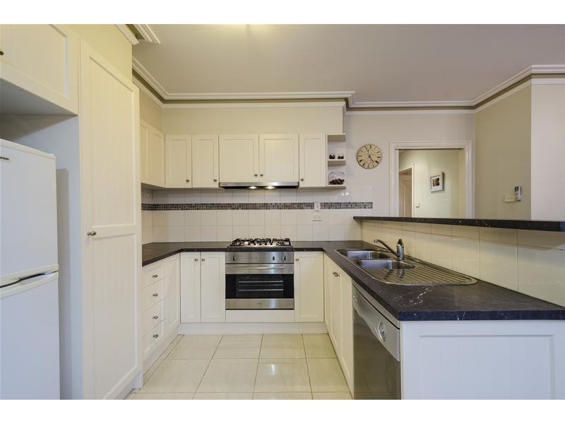 44 Cameron Drive, Hoppers Crossing VIC 3029