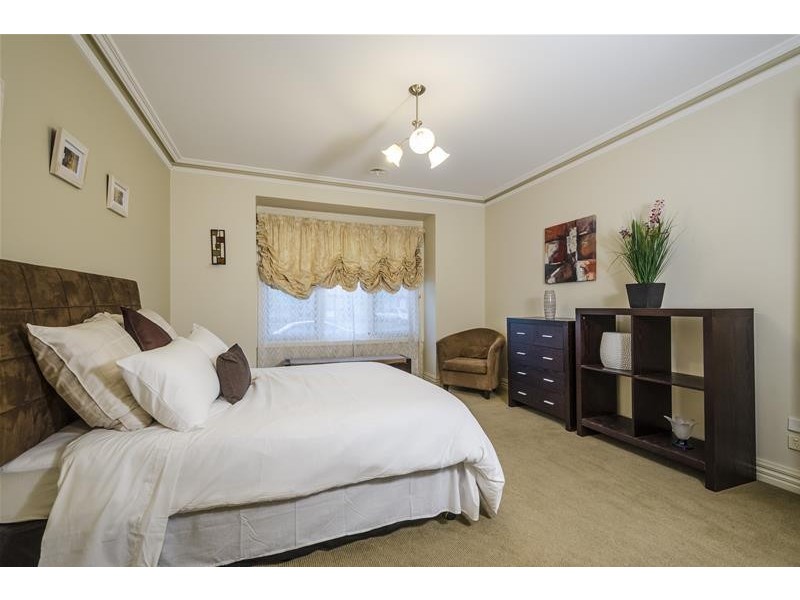 44 Cameron Drive, Hoppers Crossing VIC 3029