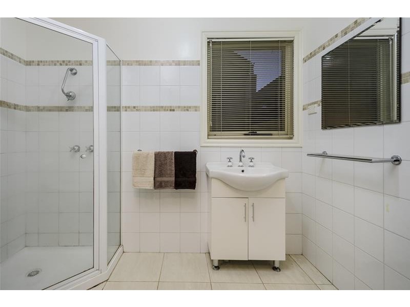 44 Cameron Drive, Hoppers Crossing VIC 3029