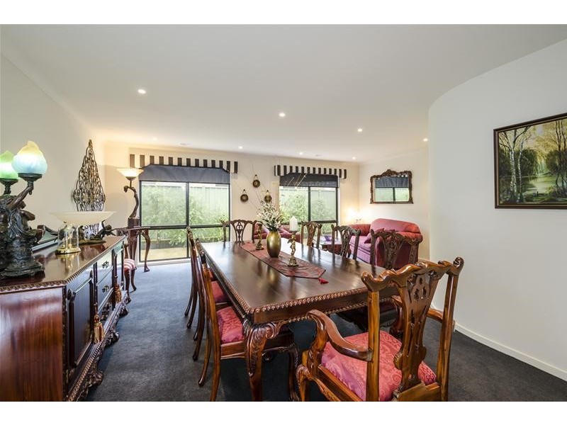 55 Vaughan Chase, Wyndham Vale VIC 3024