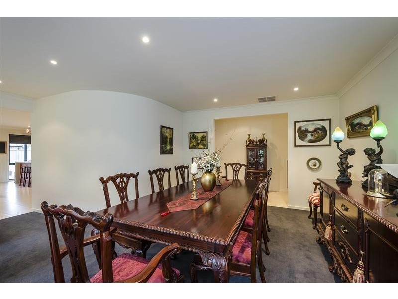 55 Vaughan Chase, Wyndham Vale VIC 3024
