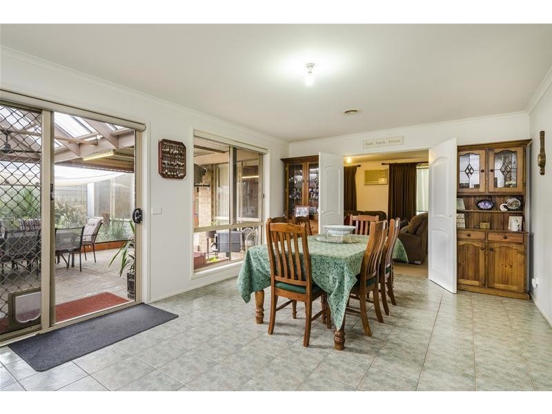 9 Flinders Crescent, Wyndham Vale VIC 3024