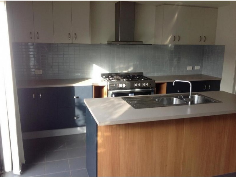 8 Prominence Boulevard, Tarneit VIC 3029