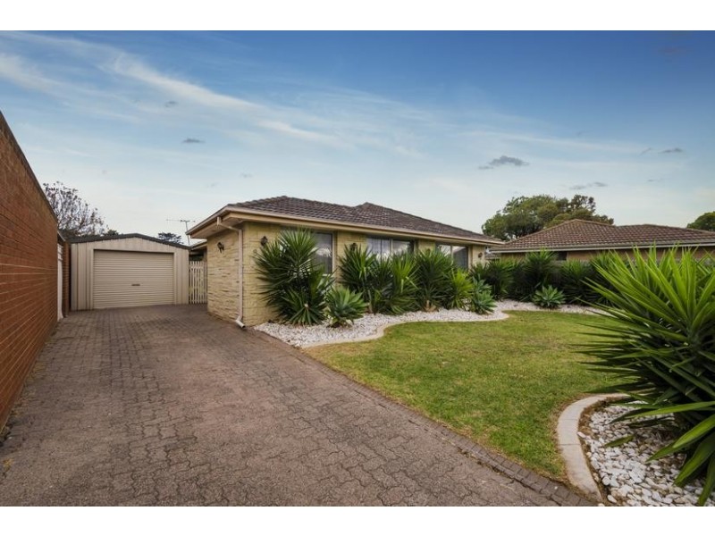 8 Tambo Crt, Werribee VIC 3030