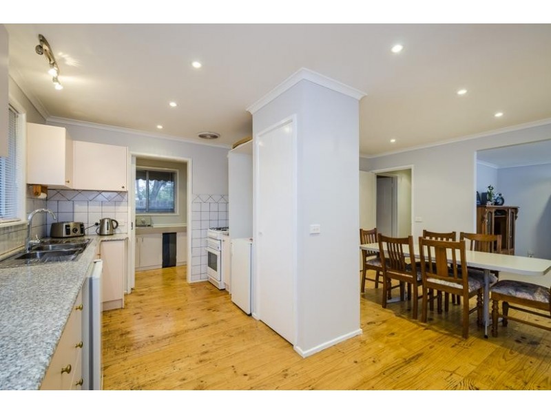 8 Tambo Crt, Werribee VIC 3030