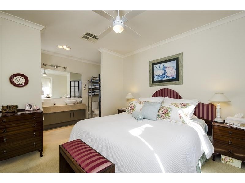 1/42 Tyrone Street, Werribee VIC 3030