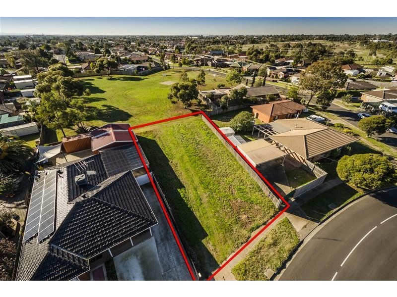 70 Tamarind Crescent, Werribee VIC 3030