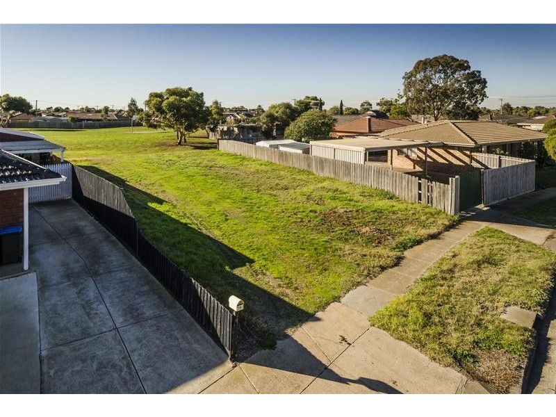 70 Tamarind Crescent, Werribee VIC 3030