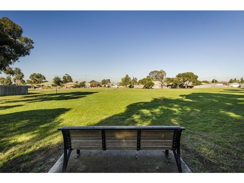 70 Tamarind Crescent, Werribee VIC 3030