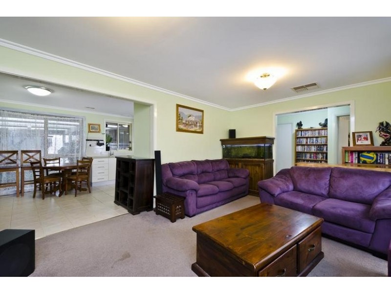 15 Clay Ave, Hoppers Crossing VIC 3029