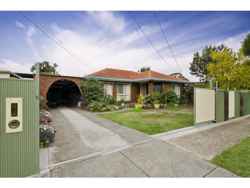 15 Clay Ave, Hoppers Crossing VIC 3029