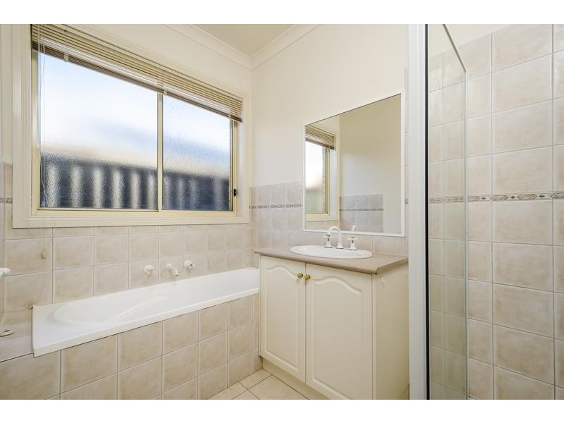 13 Bellfield Court, Wyndham Vale VIC 3024