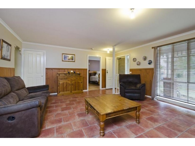 1 Bemm Crt, Werribee VIC 3030