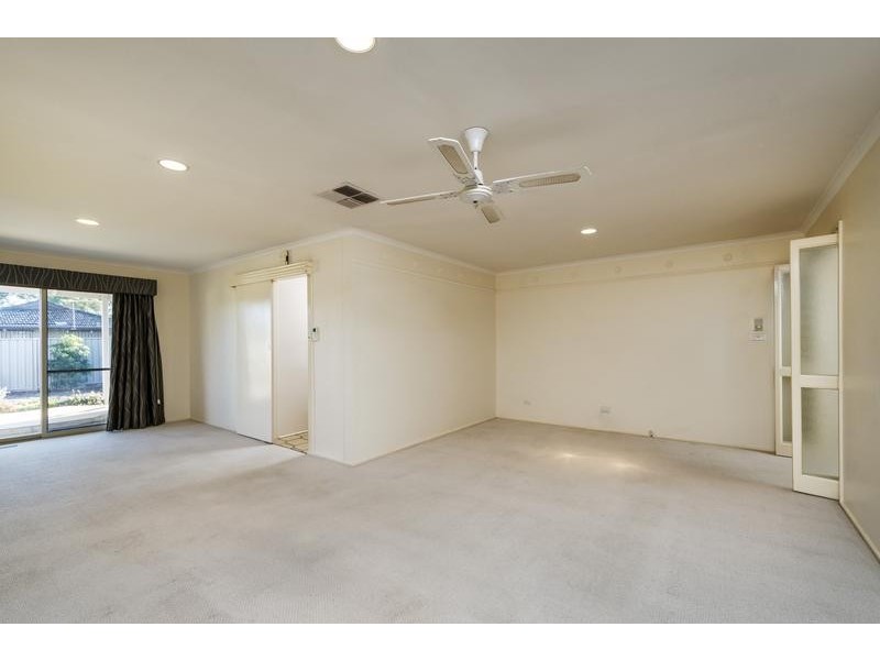 5 Dummett Ave, Hoppers Crossing VIC 3029
