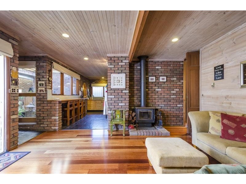 4 Melita Ave, Werribee VIC 3030