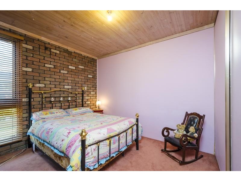 4 Melita Ave, Werribee VIC 3030