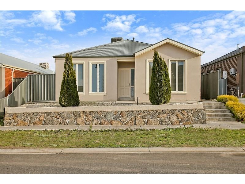 15 Bellfield Court, Wyndham Vale VIC 3024
