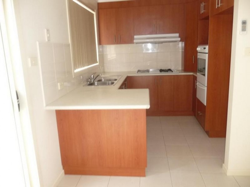 1/6-10 Latham Street, Werribee VIC 3030