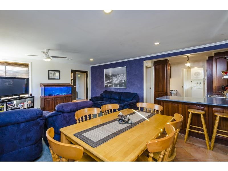 44 Marne Ave, Wyndham Vale VIC 3024