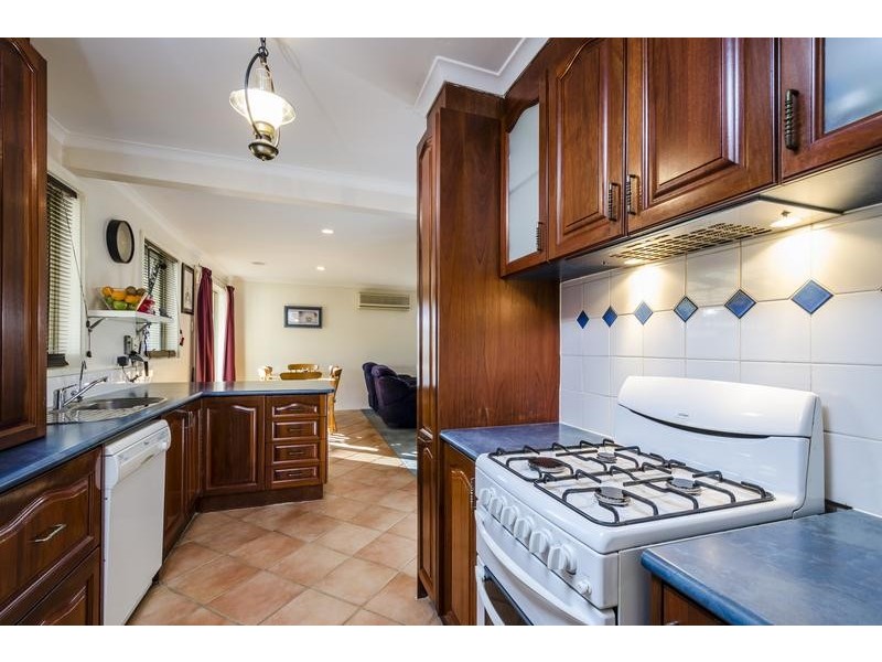 44 Marne Ave, Wyndham Vale VIC 3024
