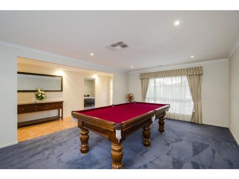 4 Pitanga Garden, Werribee VIC 3030