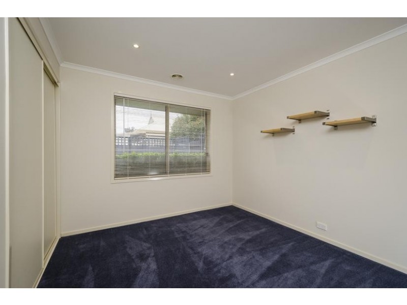 4 Pitanga Garden, Werribee VIC 3030