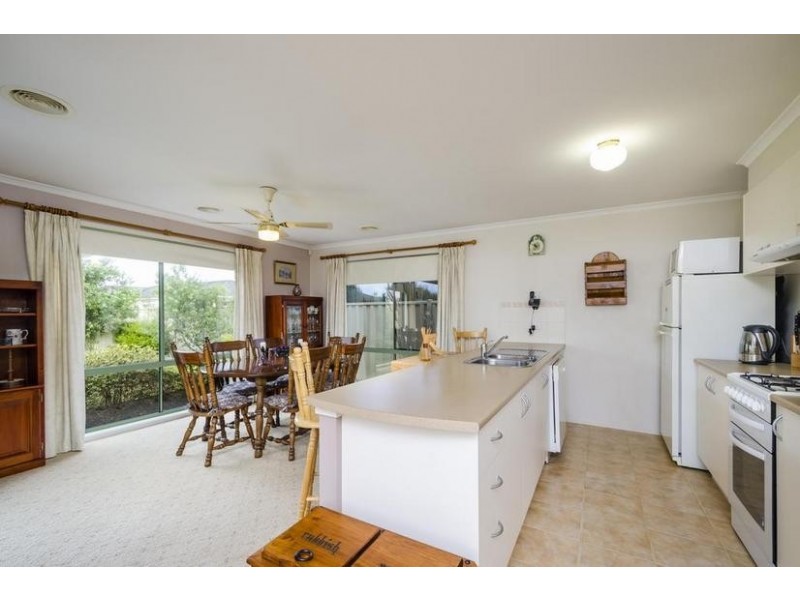 3 Beveridge Court, Point Cook VIC 3030
