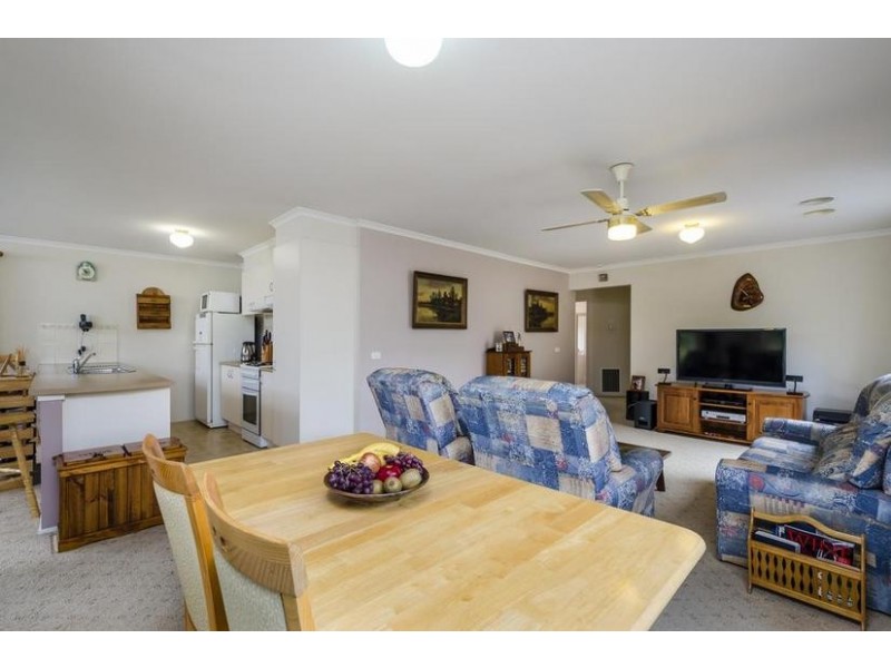 3 Beveridge Court, Point Cook VIC 3030