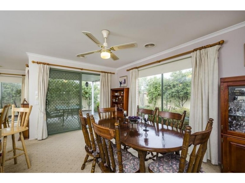 3 Beveridge Court, Point Cook VIC 3030