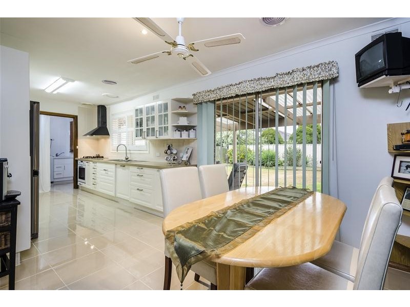 41 Windsor Avenue, Wyndham Vale VIC 3024