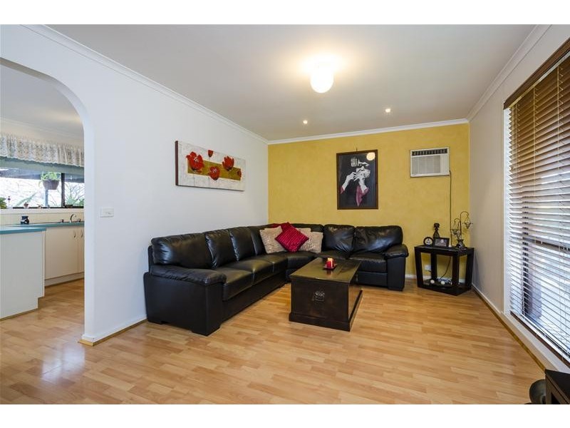 7 Queensbury Way, Werribee VIC 3030