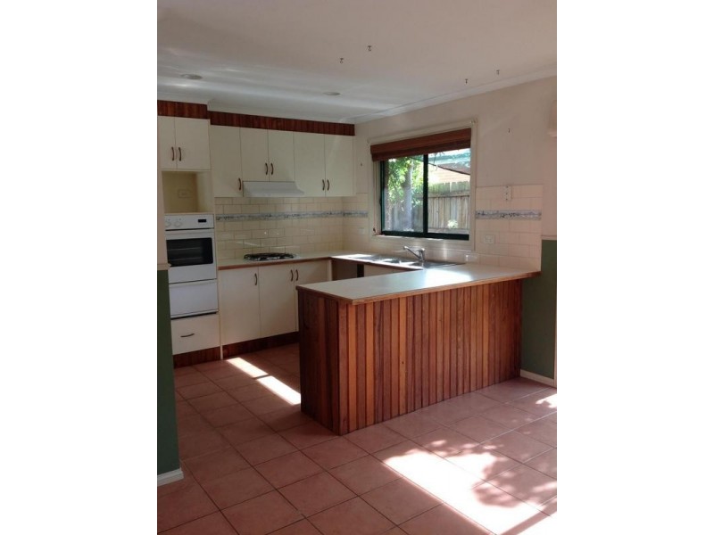 35 Koroneos Drive, Werribee South VIC 3030