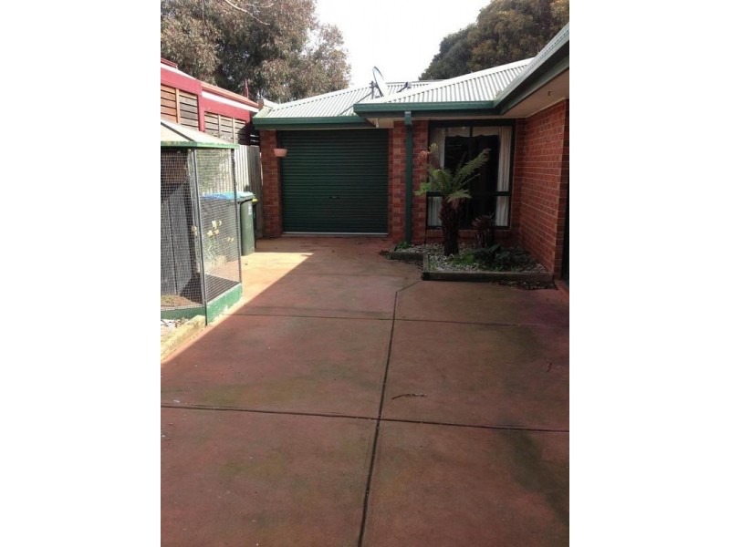 35 Koroneos Drive, Werribee South VIC 3030
