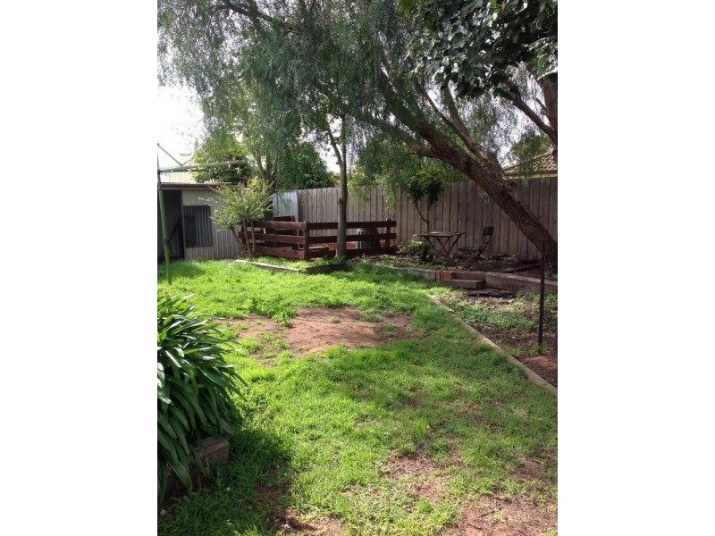 35 Koroneos Drive, Werribee South VIC 3030