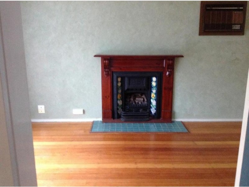 9 Elizabeth Avenue, Werribee VIC 3030