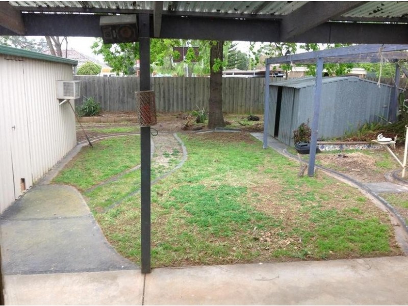 9 Elizabeth Avenue, Werribee VIC 3030