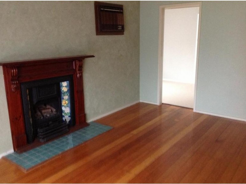 9 Elizabeth Avenue, Werribee VIC 3030