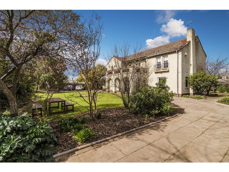 9-11 Synnot Street, Werribee VIC 3030