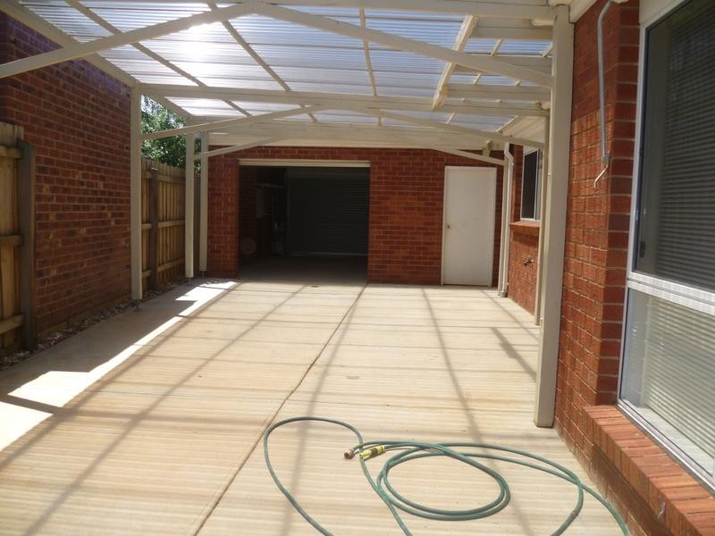 15 Koombahla Court, Werribee VIC 3030