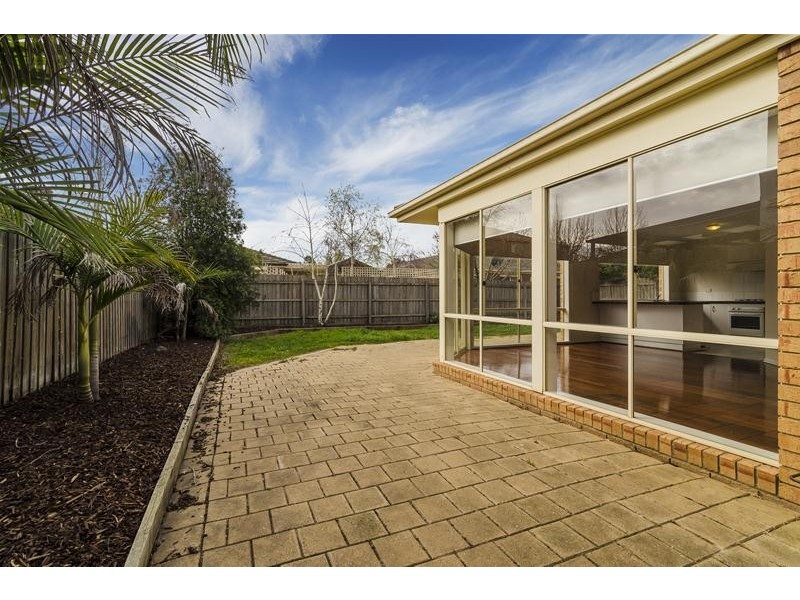 4 Trentham Close, Hoppers Crossing VIC 3029