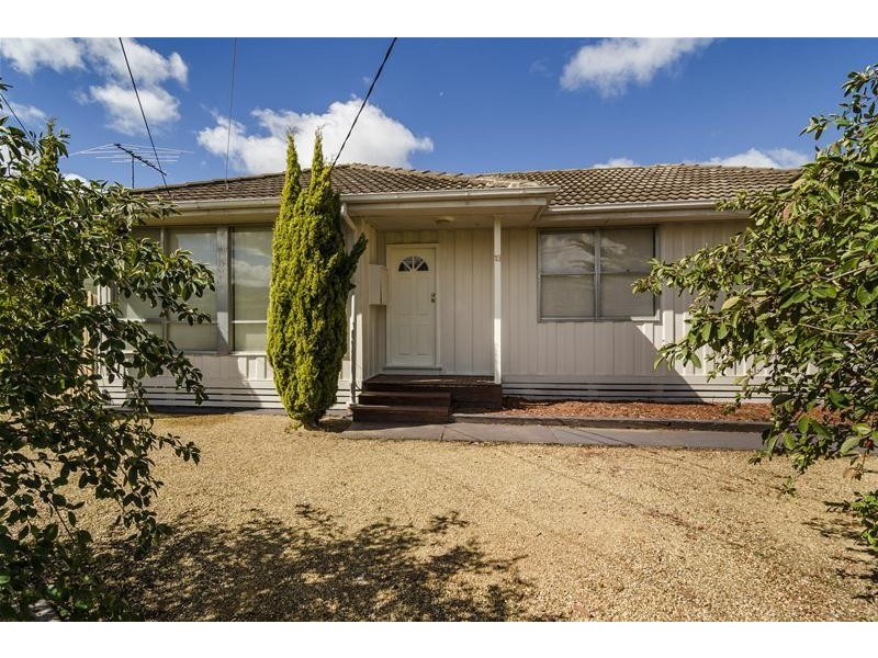 13 Centenary Crescent, Werribee VIC 3030