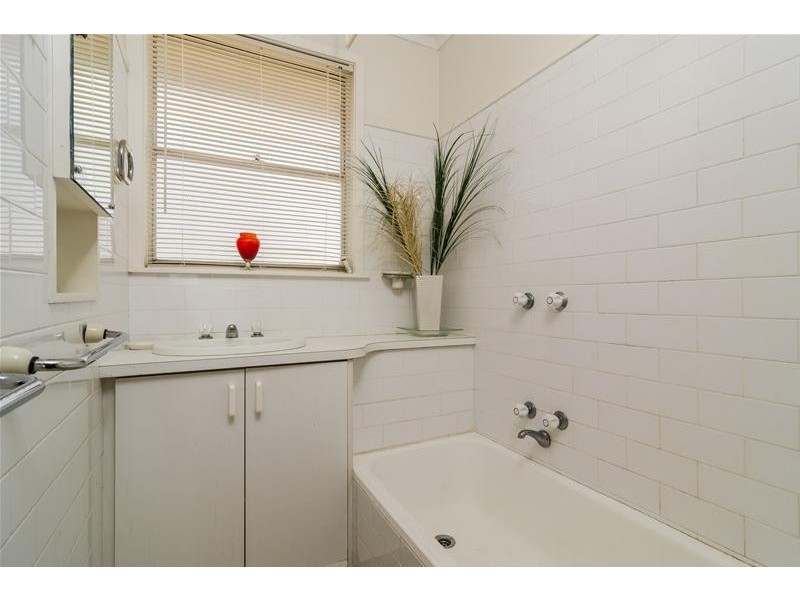 13 Centenary Crescent, Werribee VIC 3030