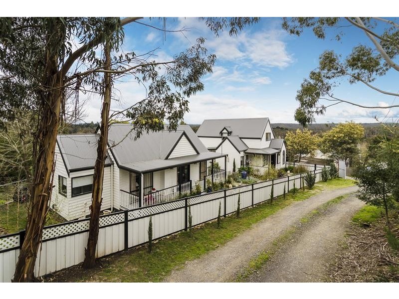 4 & 4a Grant Street, Daylesford VIC 3460